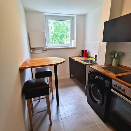 Апартаменты Monteurzimmer Neukoelln *